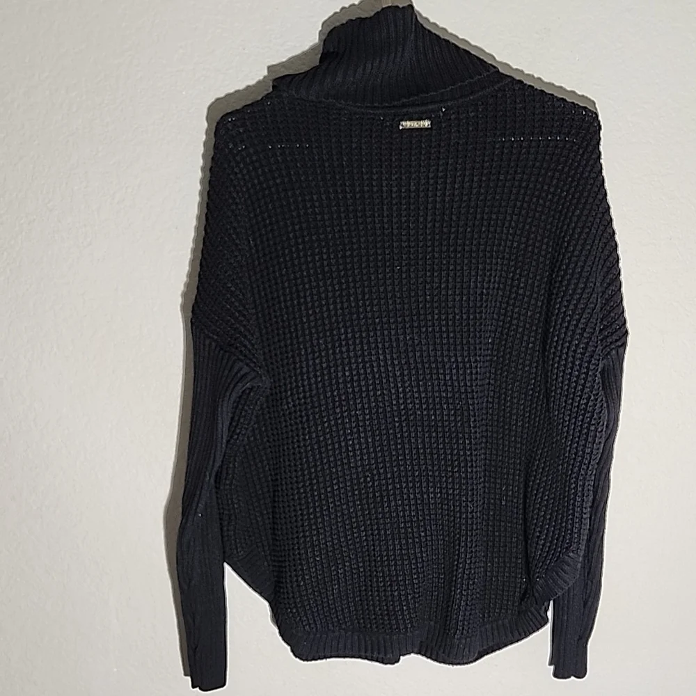 Michael Kores Sweater size M black waffle Knit kangaroo pocket
